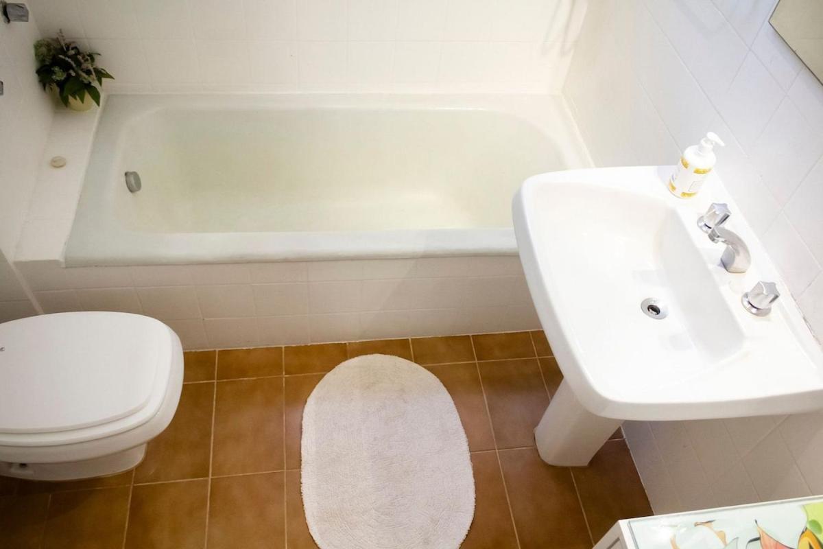 Apartamento E Sala Espacoso Na Rua Dias Ferreira, Leblon *